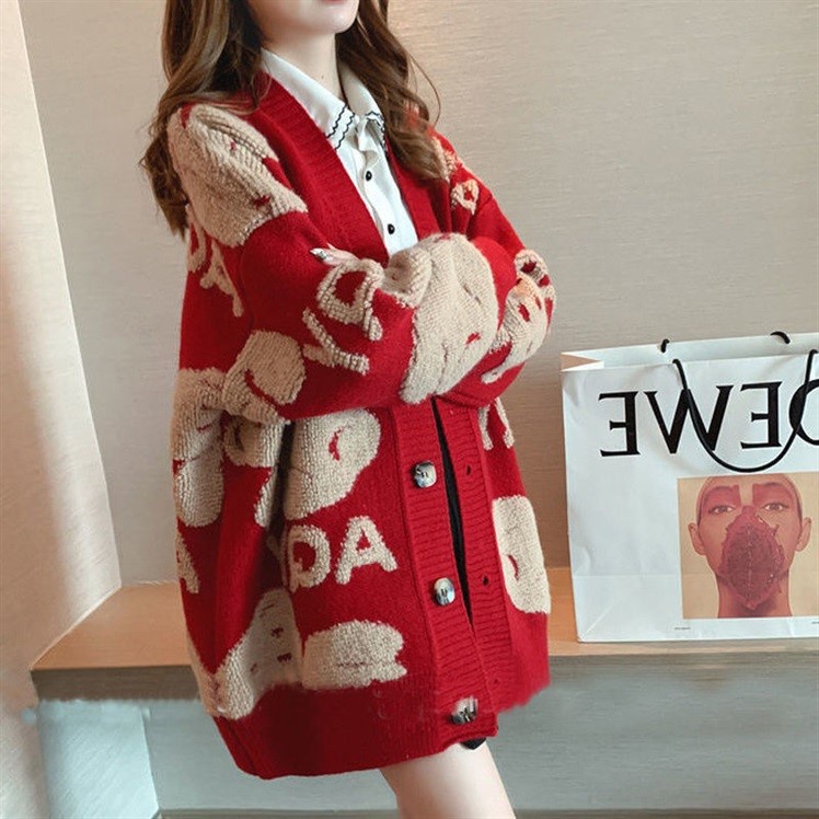 Cardigan lông xù gấu ba màu dáng thụng