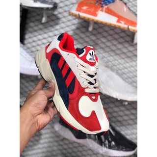 Giày adidas yung