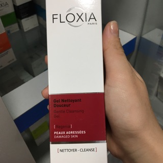 Sửa rửa mặt Floxia Gentle Cleansing Gel dành chi da nhạy cảm
