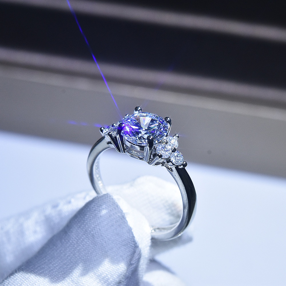 Nhẫn Dạng Hở Pt950 Tám Trái Tim Và Tám Mũi Tên Zircon Moissanite 2 Karat-JHS3-A