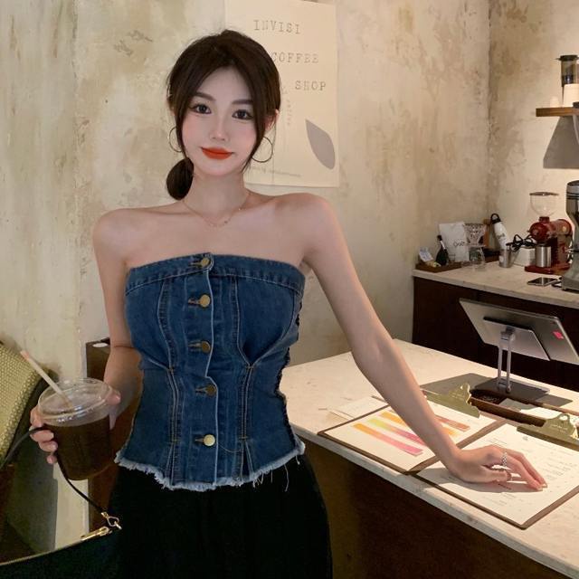 Áo ống bò jean xếp ly gấu áo xước tua rua phối cúc dọc Sherry Cabinet