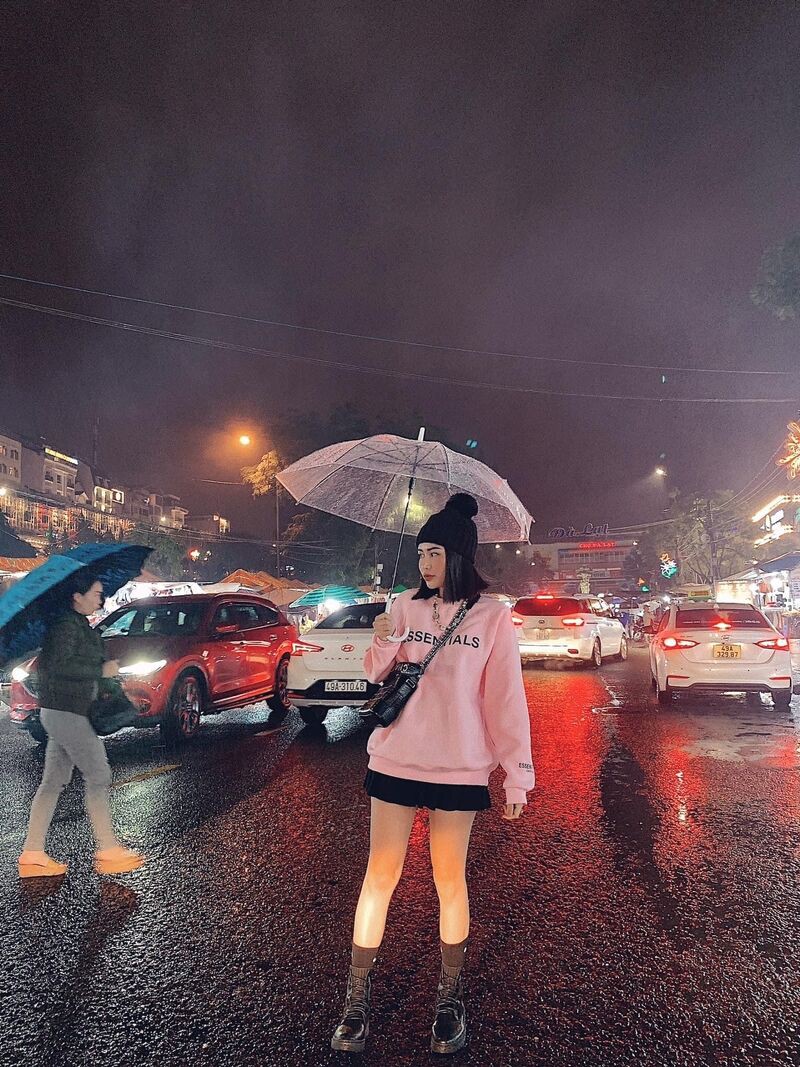 Áo nỉ trơn cổ tròn mặc đơn đôi fom rộng | BigBuy360 - bigbuy360.vn