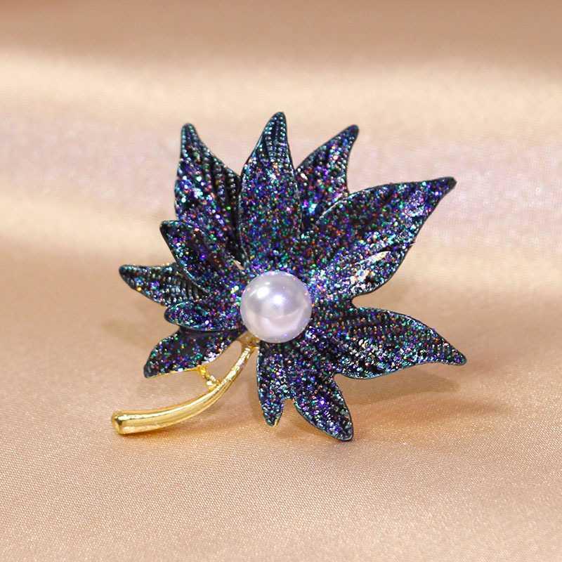 Ghim Cài Áo Hình Hoa Lá Đính Ngọc Trai Sang Trọng