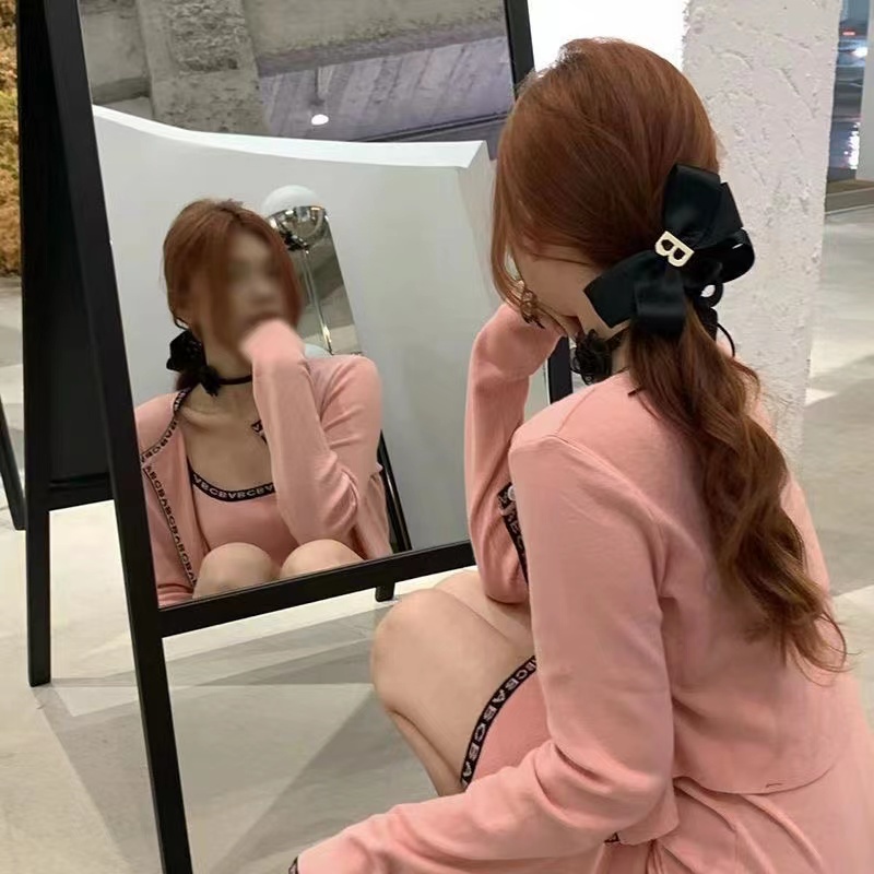 Kẹp Nơ Lớn In Chữ 2022