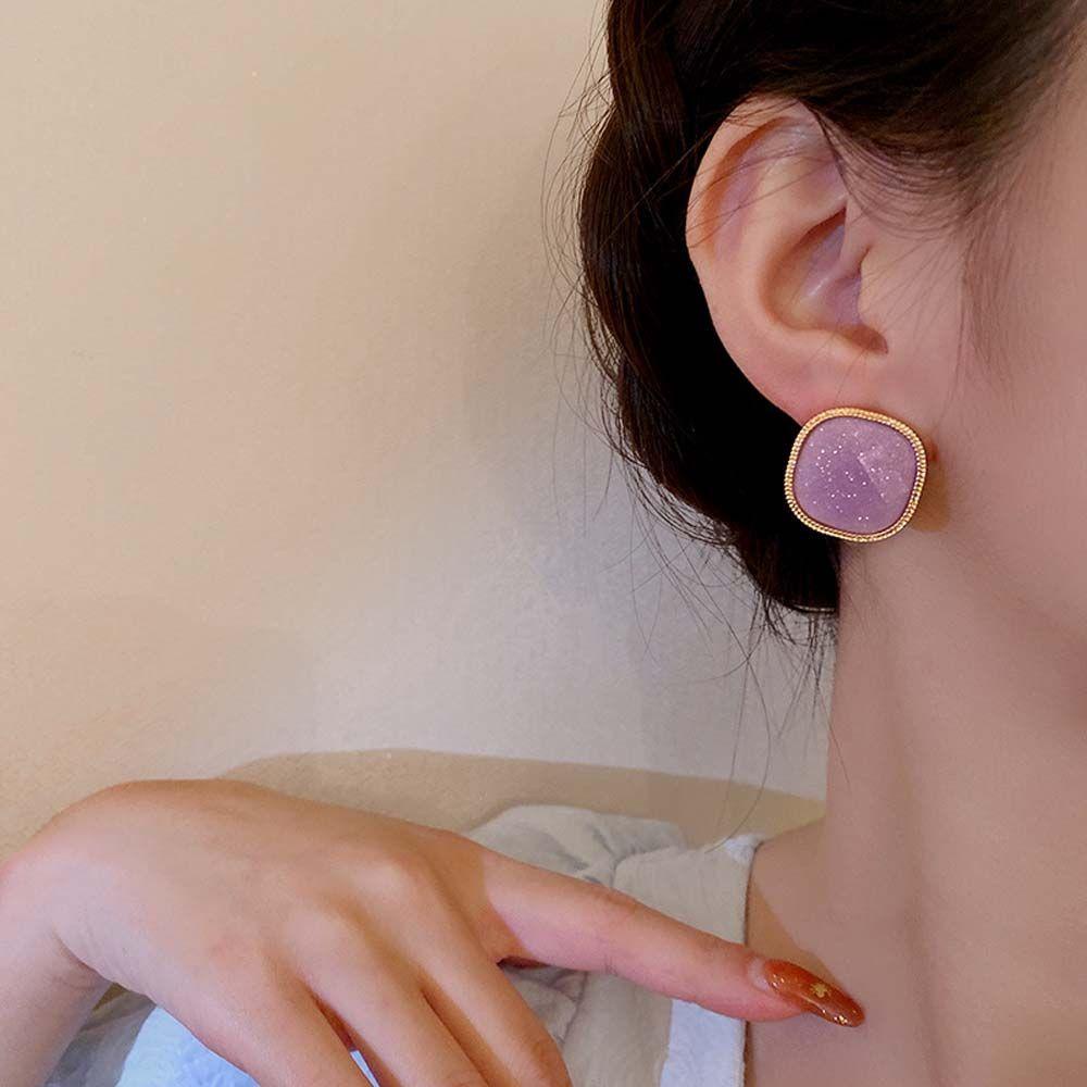 Khuyên Tai Hình Vuông Bằng Nhựa Resin Tinh Tế Cá Tính Cho Nữ