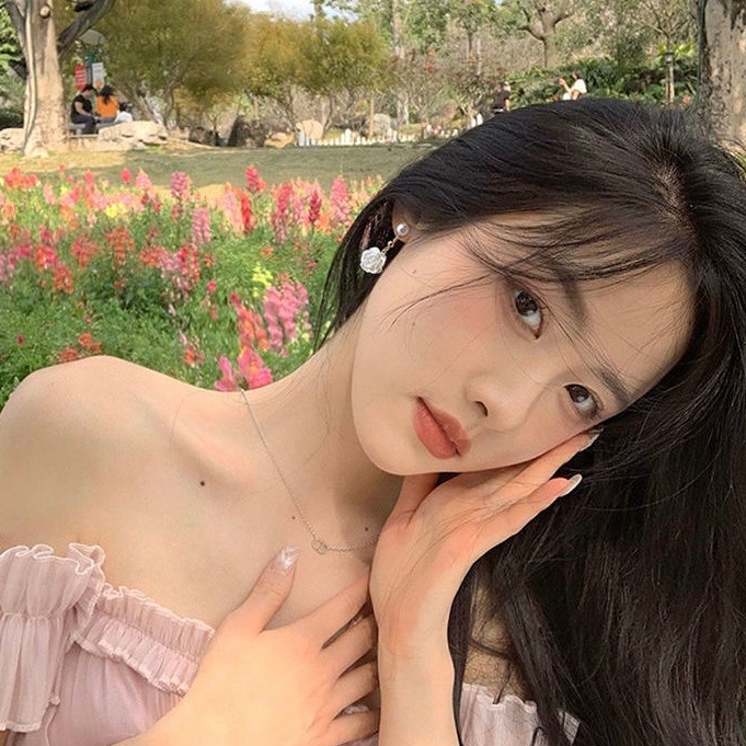 [Augustcloth | AugustJewelry] Bông tai/ Hoa tai 1 bông hoa hồng trắng có đính hạt