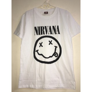 Áo Nirvana trắng còn size M