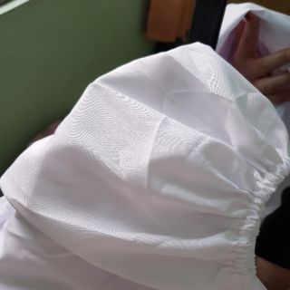 Áo trễ vai tay ngắn