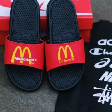 Sandal Nike Benassi X Mcd 4.4 > Thời Trang Dành Cho Cả Nam Và Nữ