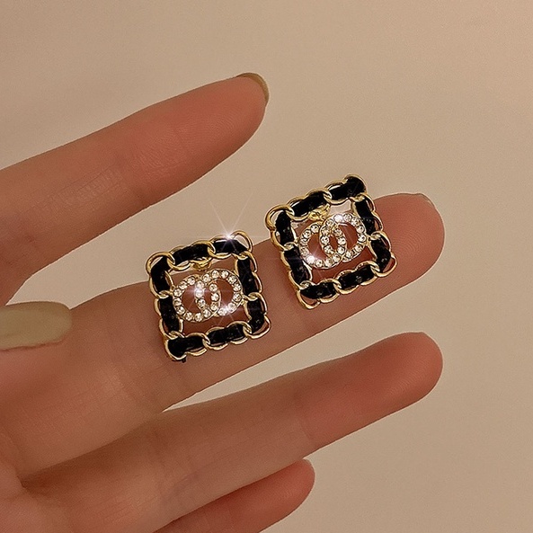 Khuyên tai hình vuông đính đá kiểu dáng thời trang