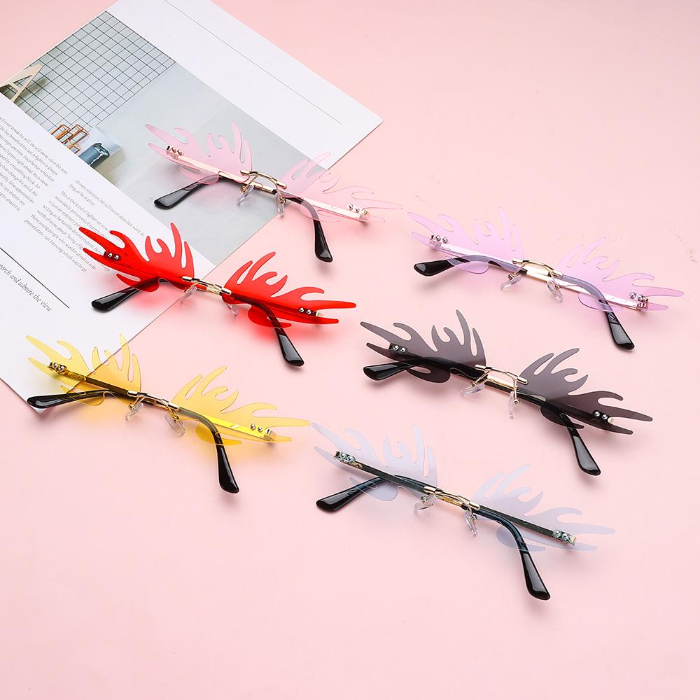 Kính Mát Gọng Kim Loại Hình Đôi Cánh Thiên Thần