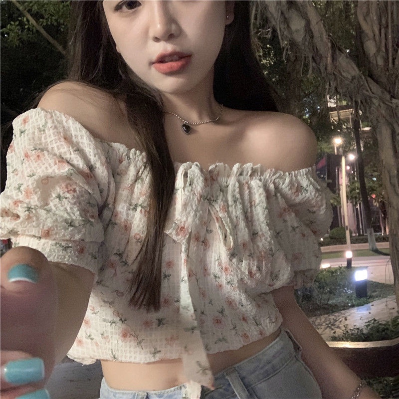 Áo voan COZOKC trễ vai họa tiết hoa thời trang cho nữ