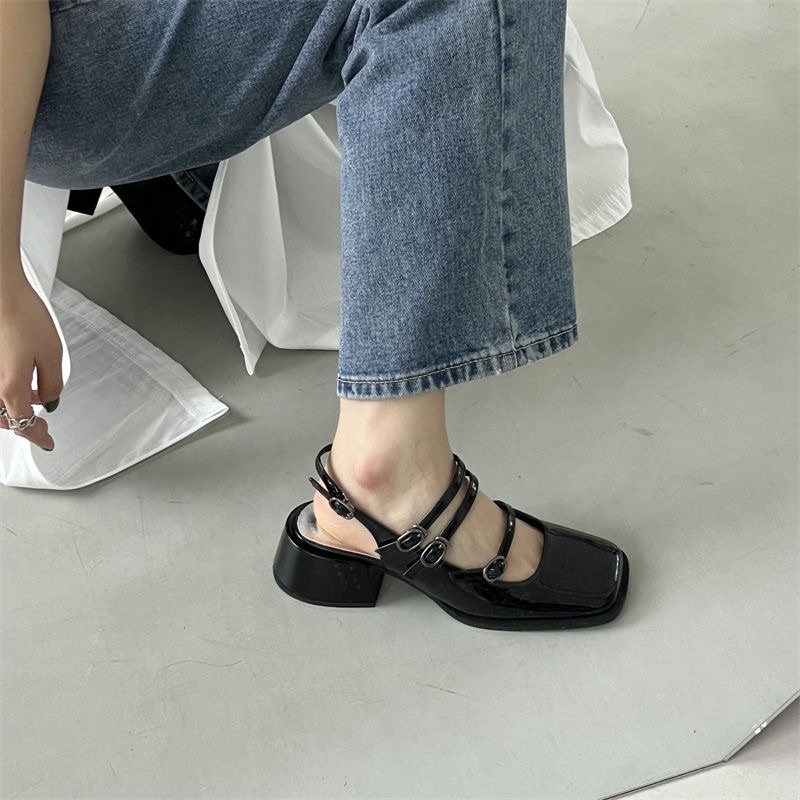 Giày cao gót Mary Jane da bóng đầu vuông phong cách ngọt ngào cổ tích với thiết kế dây đeo