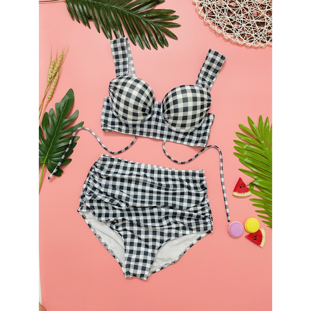 Bikini hai mảnh caro đen trắng đẹp mặc đi biển