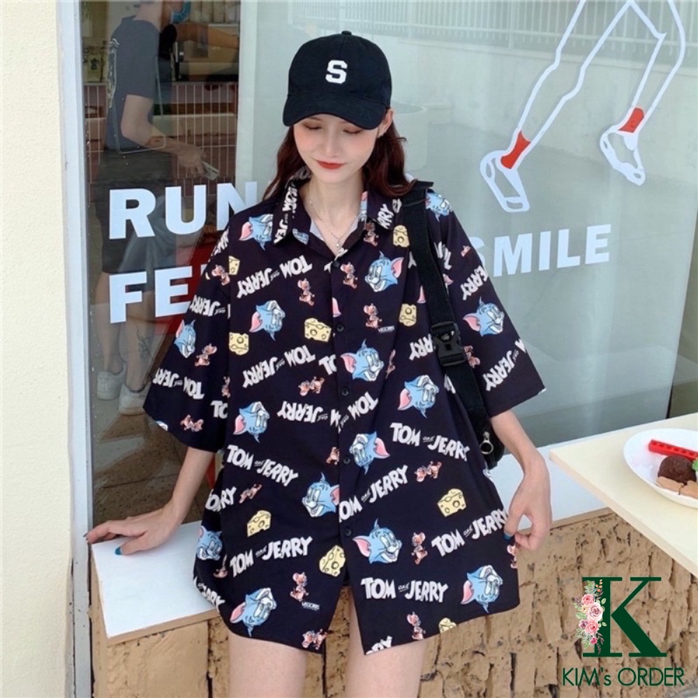 Áo sơ mi nam nữ hoạ tiết Tom Jerry tay lỡ dáng rộng Unisex hai màu trắng xanh đậm thời trang hot trend cá tính