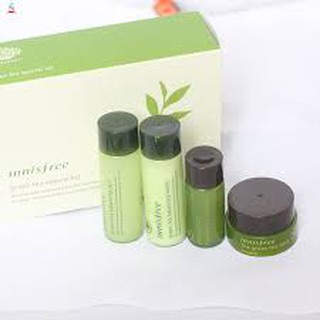 Bộ Kit Trà Xanh Innisfree Green Tea Special Kit (Tặng Kèm Mặt Nạ Môi Bioaqua)