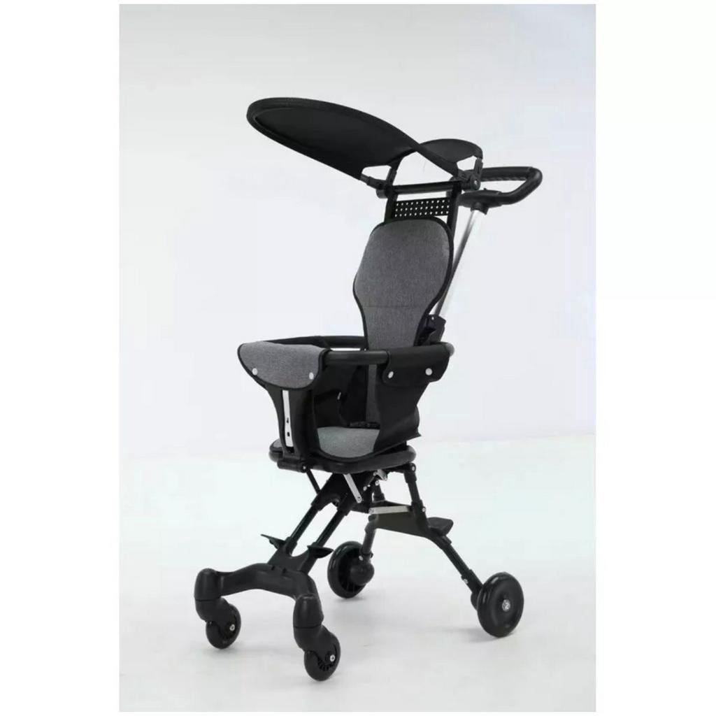 Xe đẩy gấp gọn xoay 2 chiều, khóa bánh xe