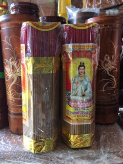Nhang thơm 2 tấc ít tàn,ít khói