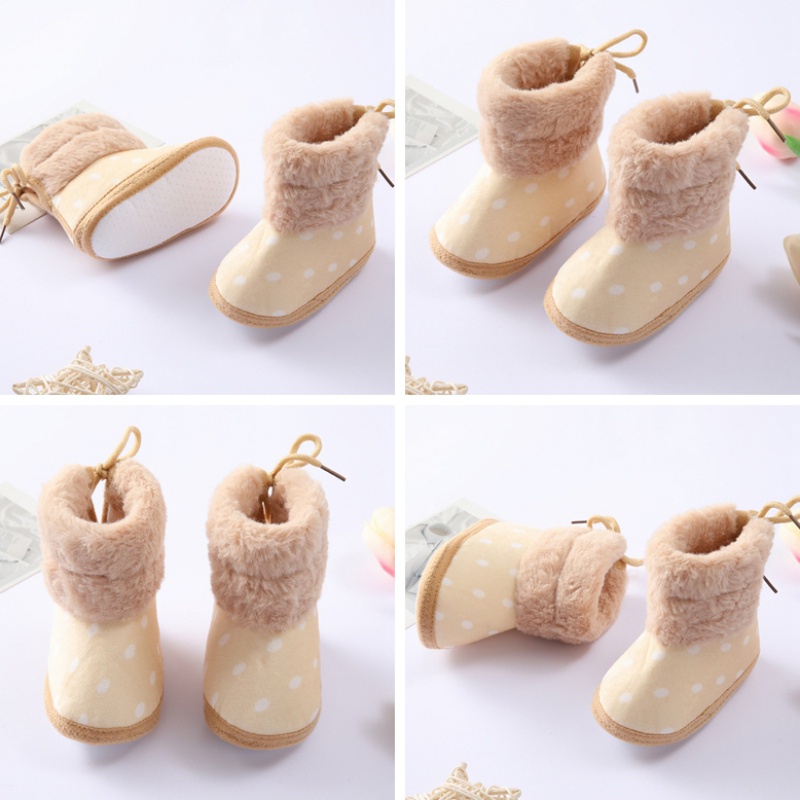 Giày bốt đế mềm chấm bi đáng yêu cho bé