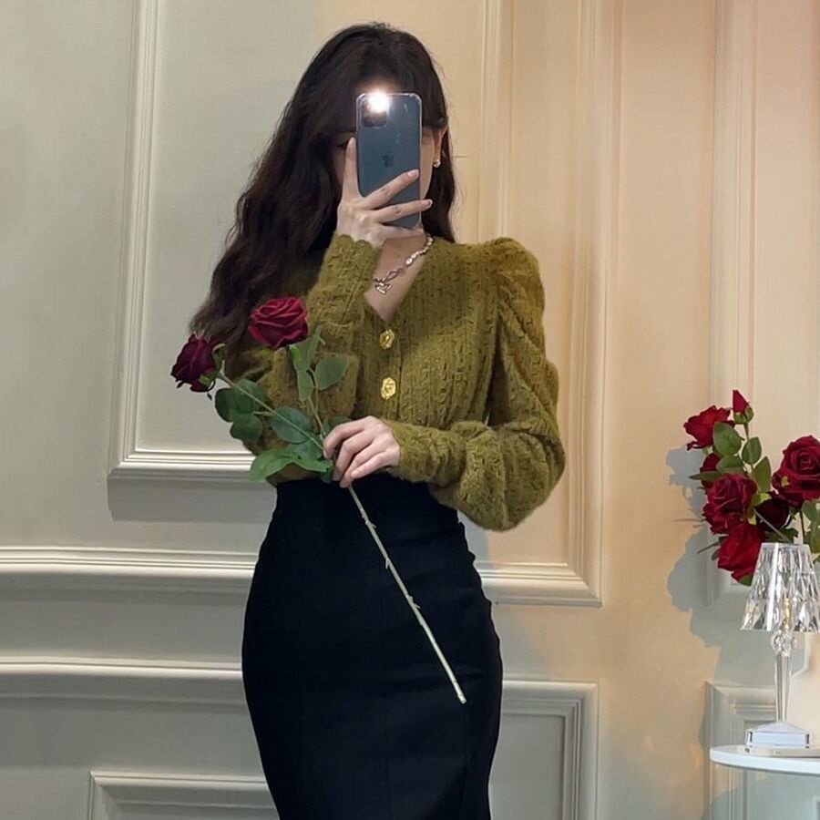 Áo tay dài bồng phong cách Pháp cổ điển mùa thu và mùa đông thiết kế mới cho nữ