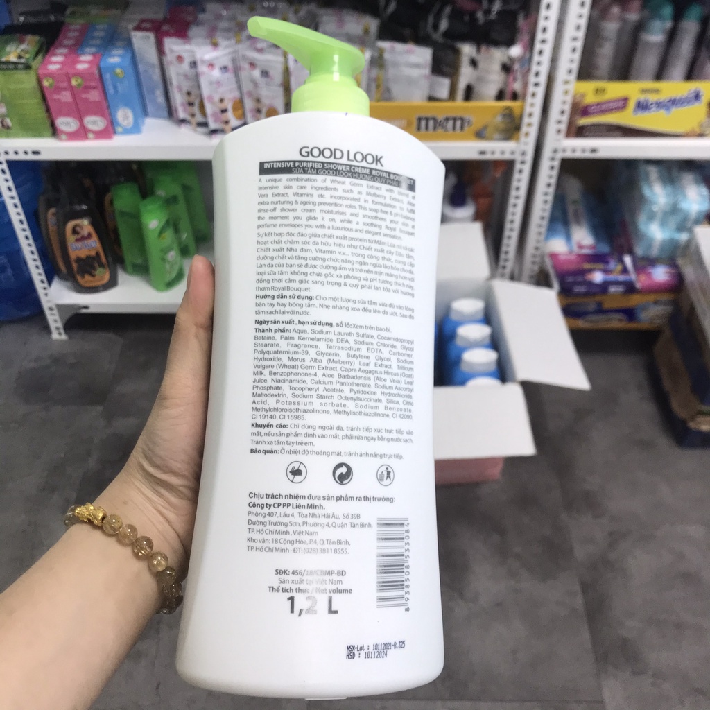 Sữa tắm trắng da GOOD LOOK Shower Creme - sữa tắm con dê 1.2L