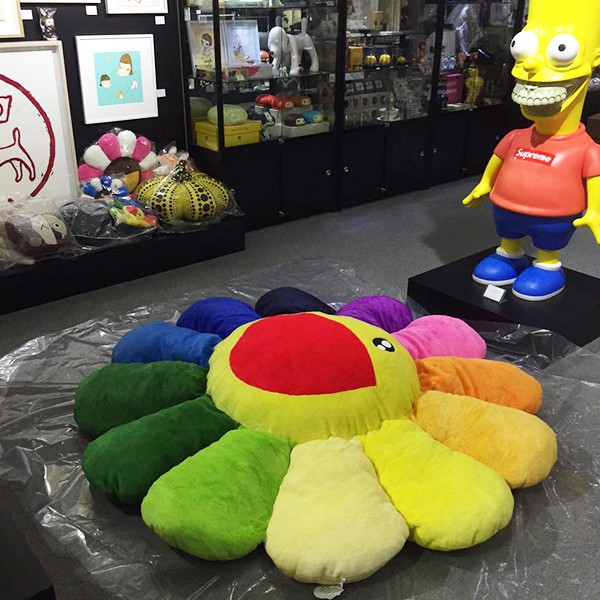 Hoa Kaikai kiki 2 mặt nhồi bông size lớn làm gối hoặc treo tường trang trí