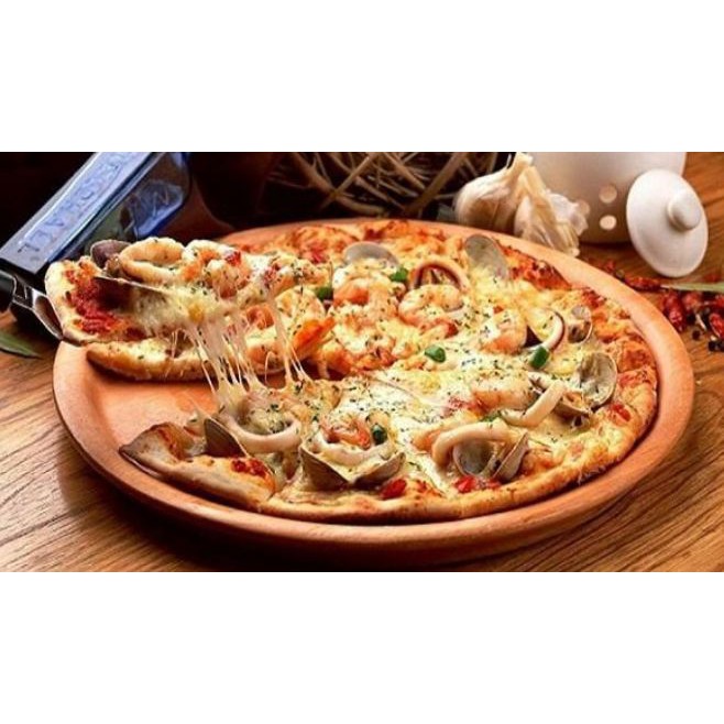 đế bánh pizza đã nướng sơ