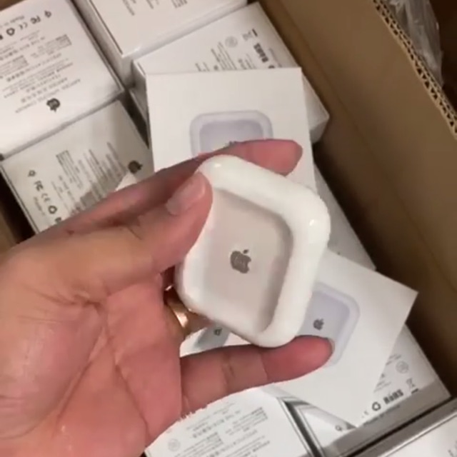 ⚡️Mới⚡️Sạc không dây cho Airpods