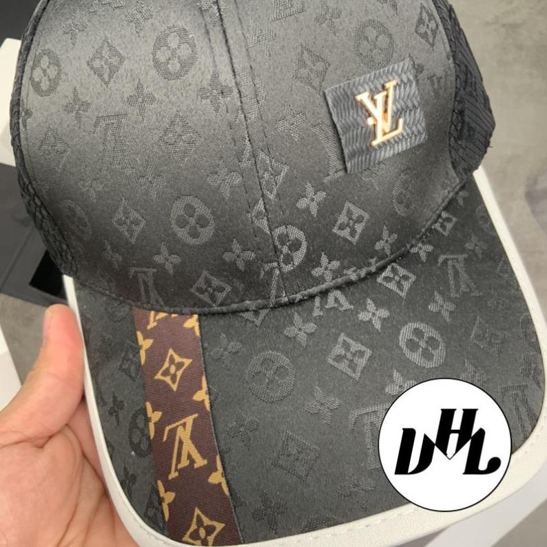 Mũ Lưỡi Trai Von LV Phối Viền Da Gắn Logo Nổi Phối Lưới Thời Trang Cao Cấp
