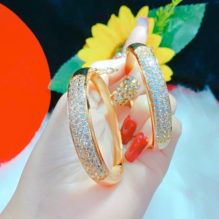 Vòng Tay Nữ Vàng Đẹp Đính Đá Tinh Xảo - Lắc Tay Nữ Đẹp - Đủ Size, Bền Màu, Không Đen Không Ngứa