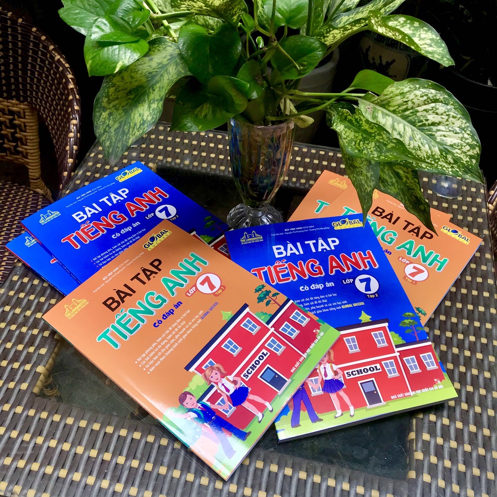 Sách - Combo Bài tập tiếng anh lớp 7 tập 1 + tập 2 (có đáp án) GLOBAL SUCCESS