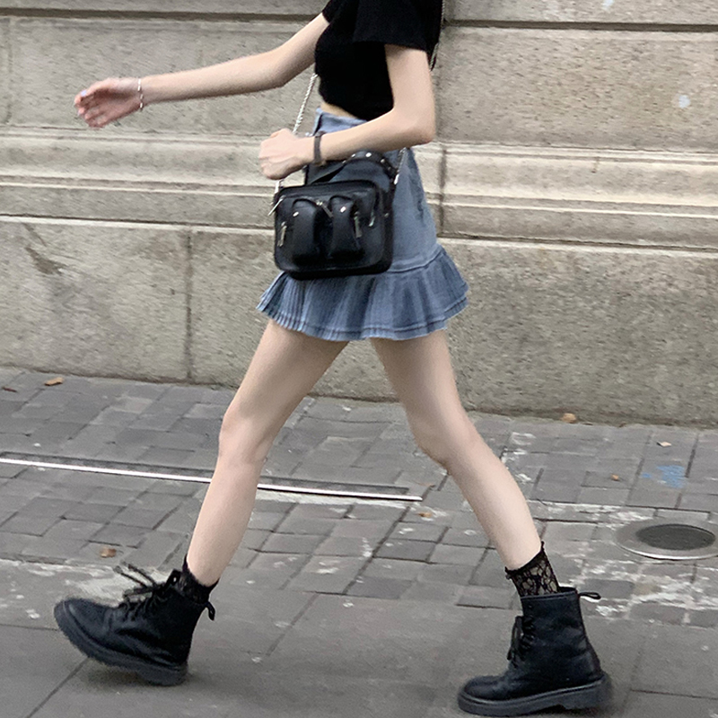 Chân Váy Denim Lưng Cao Xếp Ly Phối Nút Xinh Xắn Dành Cho Nữ | BigBuy360 - bigbuy360.vn