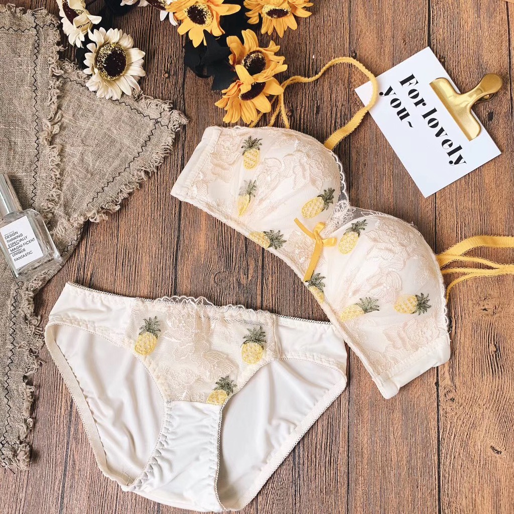 1 Bộ Đồ Lót Nữ Chất Lượng Cao Không Đường May Họa Tiết Trái Cây