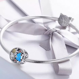 Charm cá dưới đáy đại dương