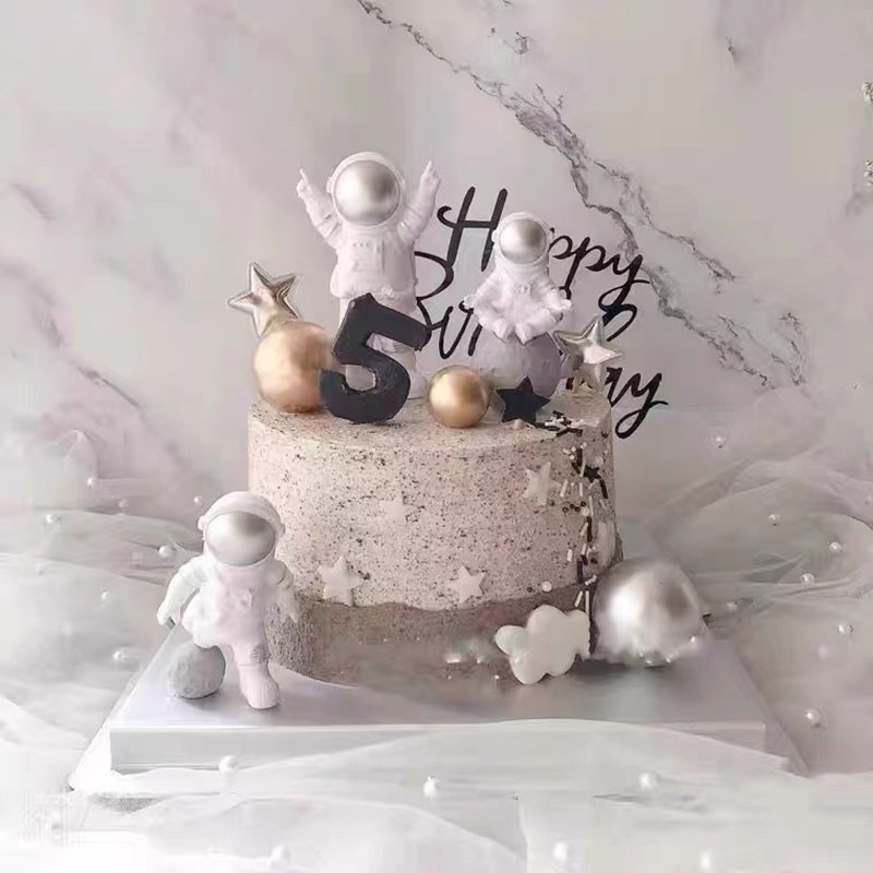 Bộ 3 Mô Hình Phi Hành Gia Trang Trí Bánh Kem - Yori Party