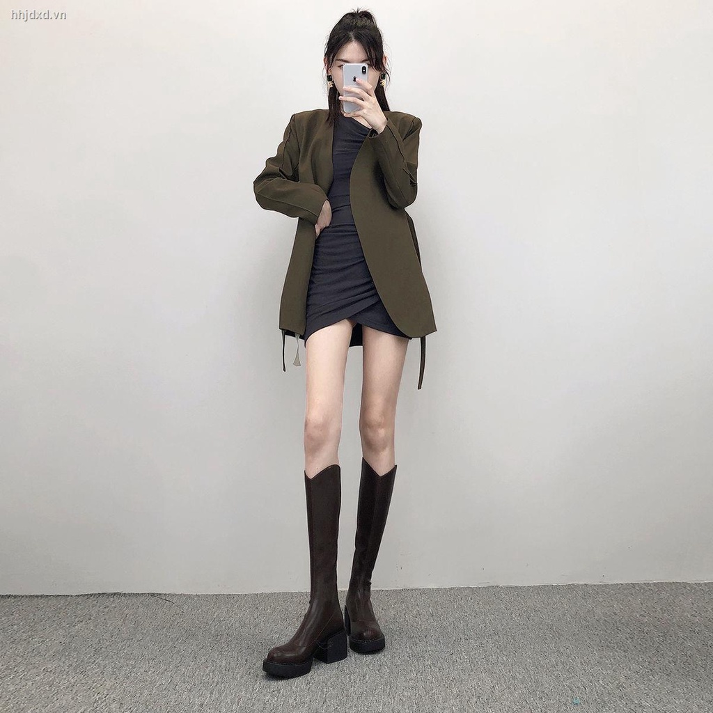 Đôi bốt gót vuông cao đến đầu gối thời trang sành điệu cho nữ