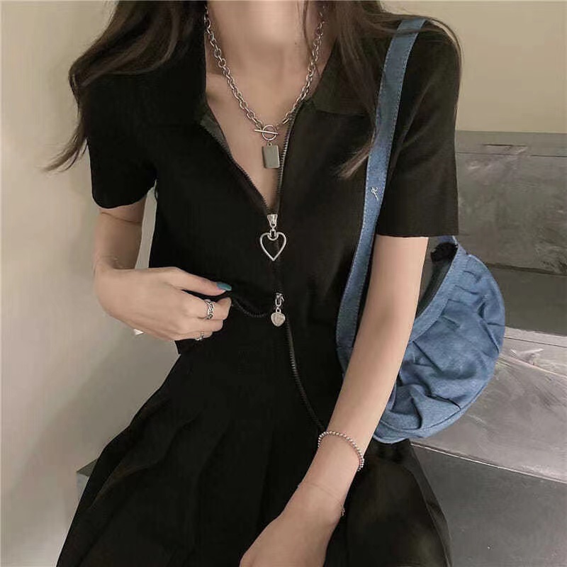 Áo Thun Croptop Thiết Kế Khoá Kéo Hình Trái Tim