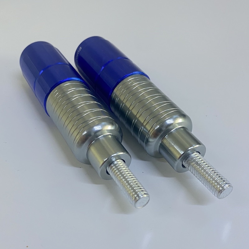 Chống đổ sau nhôm 2 màu gắn xe máy xe điện.