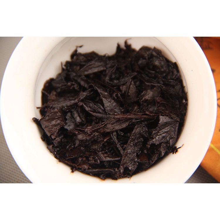 BÁNH TRÀ PHỔ NHĨ CHÍN VÂN NAM THƯỢNG HẠNG 13 NĂM TUỔI 357 GRAM (NĂM SẢN XUẤT 2009)