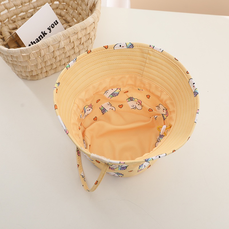 Mũ bucket hai mặt chống nắng có quai đeo cho bé trai và bé gái từ 2 đến 4 tuổi