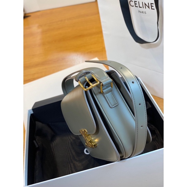 Túi celine classic