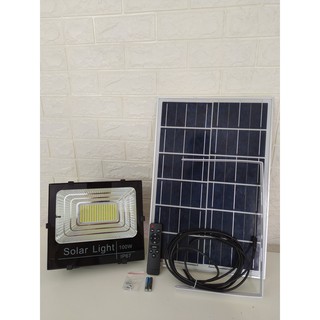Đèn pha năng lượng mặt trời 40w, 60w, 100w, 200w