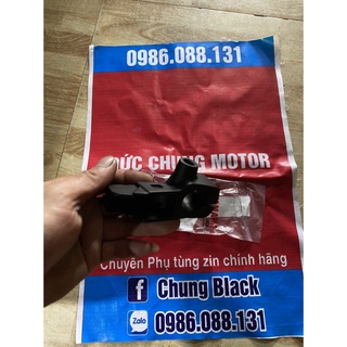 Cùm giữ tay côn r15v3,mt15,tfx zin chính hãng