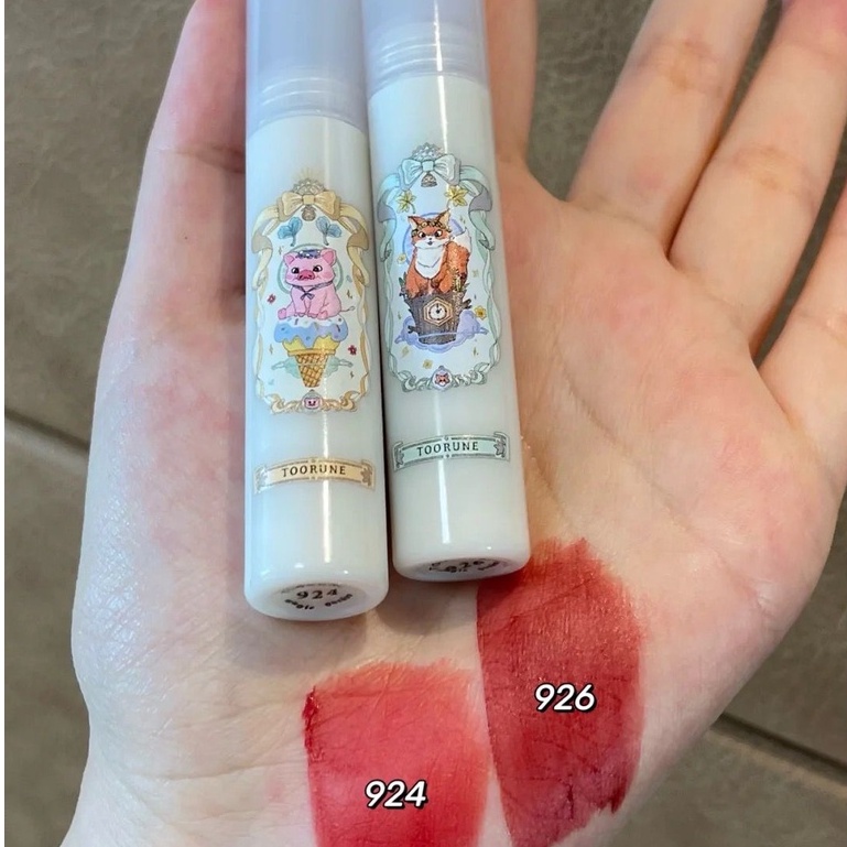 [Hàng mới về] Son Bóng TOORUNE Dưỡng Ẩm Trang Điểm Chống Nước Lâu Trôi Thiết Kế Vỏ Đáng Yêu