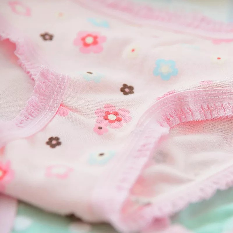 Set 4 quần lót cotton cho bé gái 2-12 tuổi nhiều họa tiết xinh xắn chất thun co giãn thấm hút mồ hôi tốt Baby-S - SC003