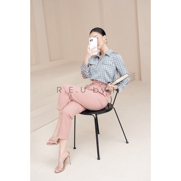 Áo họa tiết nơ