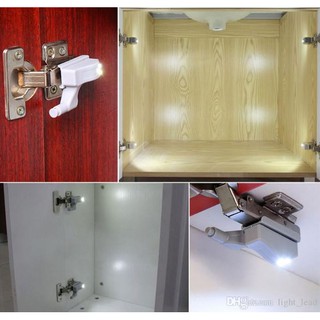 [HCM] - Đèn chiếu sáng tự động gắn tủ quần áo, tủ ly chén, tủ thực phẩm (lắp vào bản lề) kèm Pin Alkaline 23A 12V