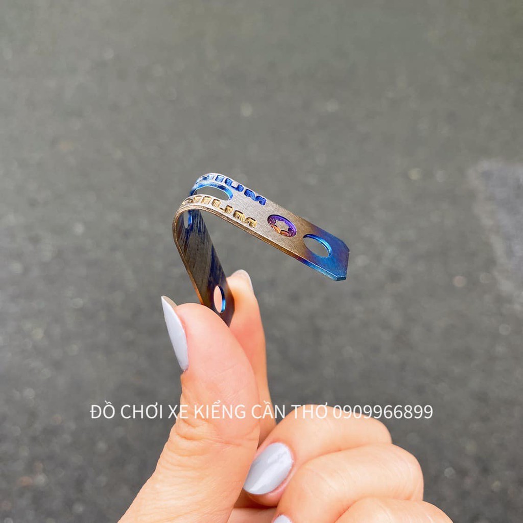 Bát kẹp bình dầu Titan