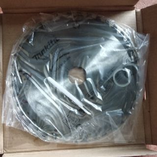Lưỡi cắt gỗ Makita 185mm