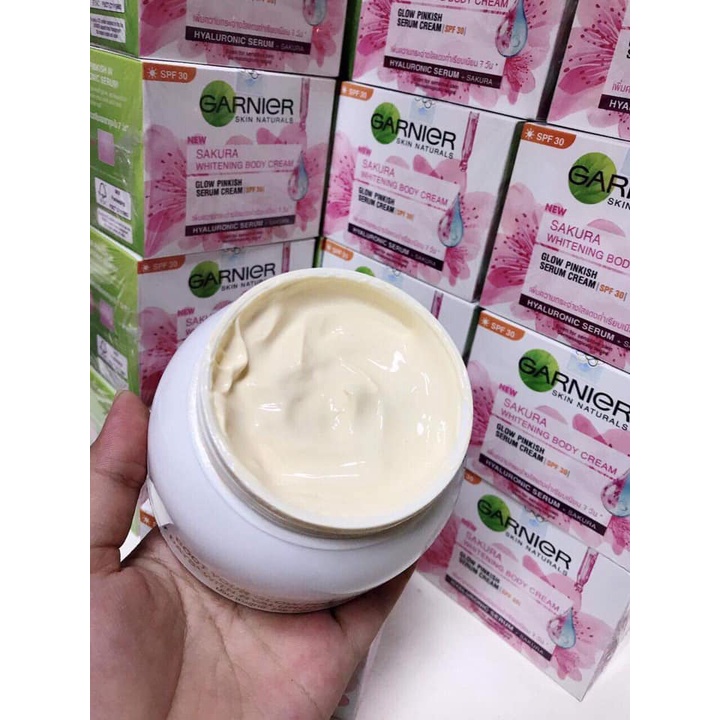 BODY DƯỠNG DA TRẮNG SÁNG MỀM MỊN GARNIER